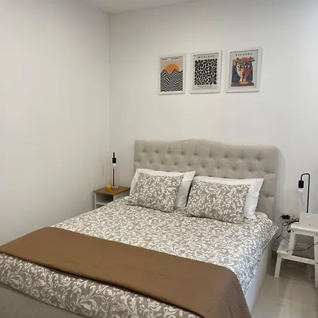 Glambyaj * Pula